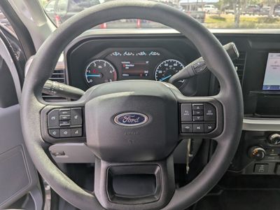 2025 Ford F-350SD - Photo 27