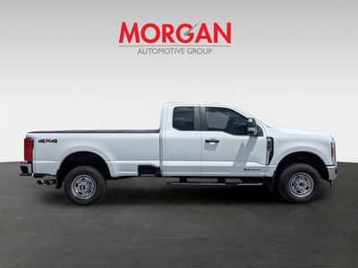 2025 Ford F-350SD - Photo 8