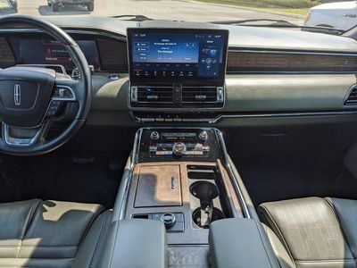 2024 Lincoln Navigator - Photo 14