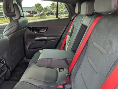 2024 Mercedes-Benz GLC - Photo 19