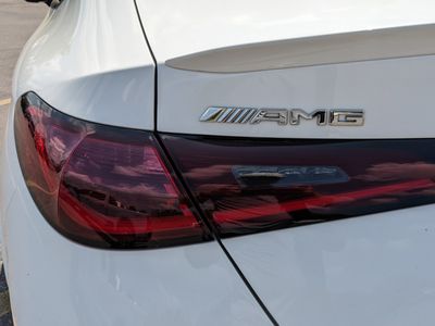 2024 Mercedes-Benz GLC - Photo 11