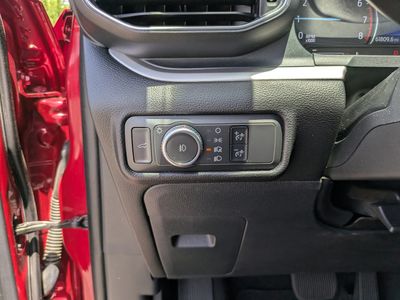 2021 Ford Explorer - Photo 25