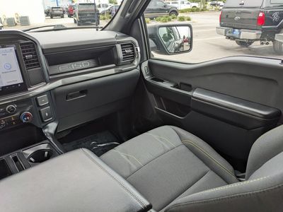 2025 Ford F-150 - Photo 16
