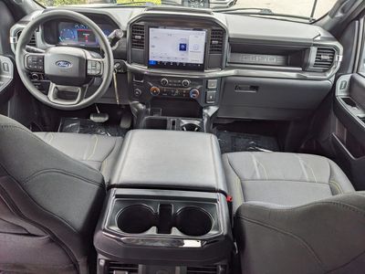 2025 Ford F-150 - Photo 13