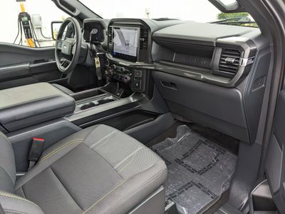 2025 Ford F-150 - Photo 12
