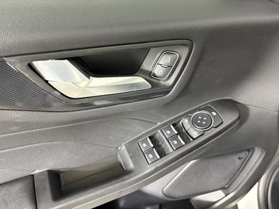 2025 Ford Escape - Photo 18