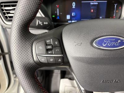 2025 Ford Escape - Photo 28