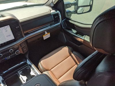 2026 Ford F-350SD - Photo 15