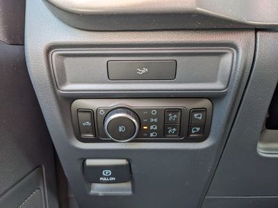 2026 Ford F-150 — photo 25 view