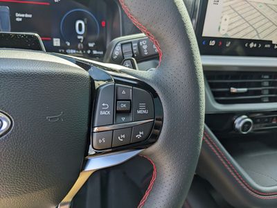 2026 Ford Explorer — photo 30 view