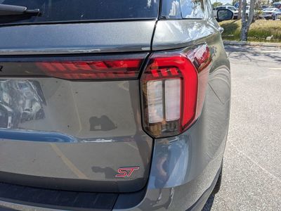 2026 Ford Explorer — photo 10 view