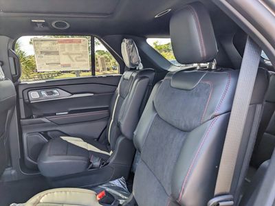 2026 Ford Explorer — photo 16 view