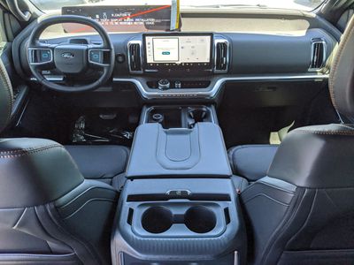 2026 Ford Expedition - Photo 12