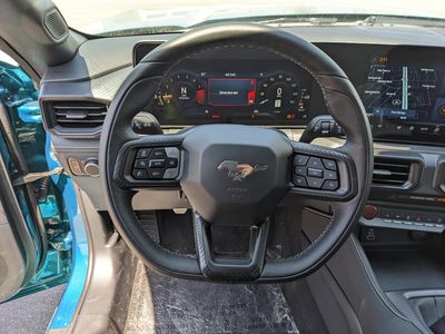 2026 Ford Mustang - Photo 13