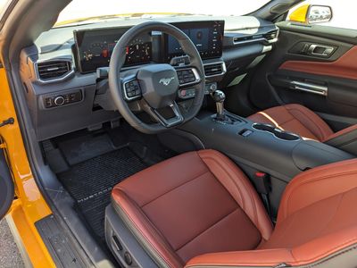 2026 Ford Mustang - Photo 14