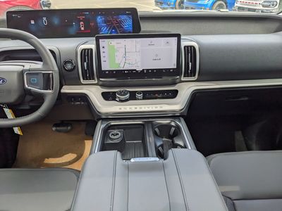 2026 Ford Expedition Max - Photo 12