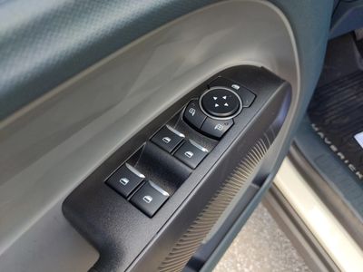 2025 Ford Maverick - Photo 17