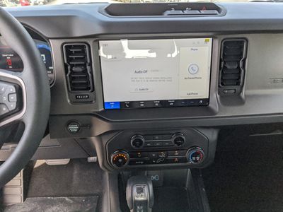 2025 Ford Bronco - Photo 14