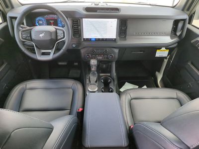 2026 Ford Bronco — photo 11 view
