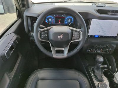 2026 Ford Bronco — photo 12 view