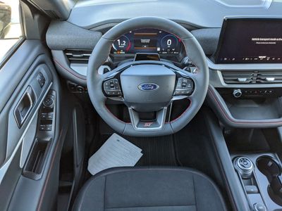 2026 Ford Explorer — photo 13 view