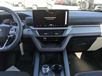 2026 Ford Explorer — photo 14 view
