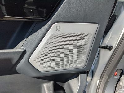 2025 Ford F-150 Lightning - Photo 20