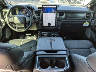 2025 Ford F-150 Lightning - Photo 12
