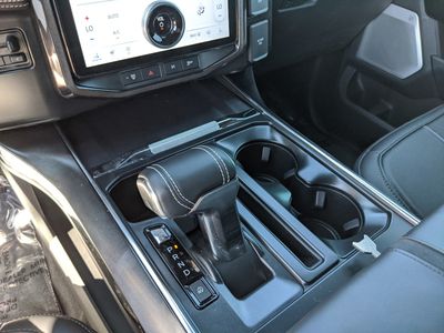 2025 Ford F-150 Lightning - Photo 27