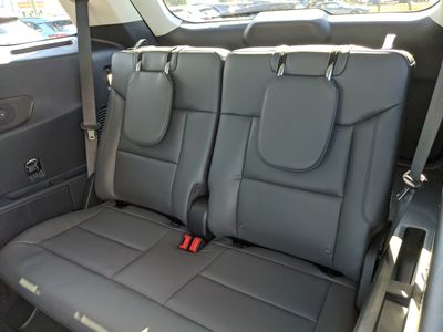 2026 Ford Explorer — photo 17 view