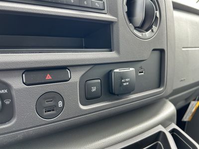 2026 Ford E-350SD - Photo 25