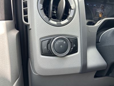 2026 Ford E-350SD - Photo 26