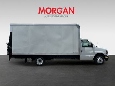 2026 Ford E-350SD - Photo 9