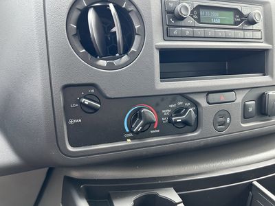 2026 Ford E-350SD - Photo 23
