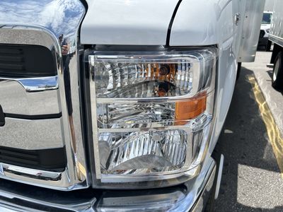 2026 Ford E-350SD - Photo 16