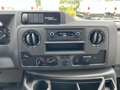 2026 Ford E-350SD - Photo 21