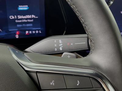2025 Chevrolet Suburban - Photo 21