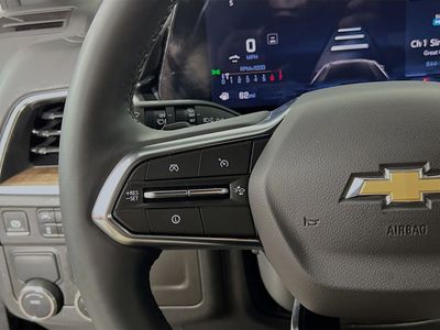 2025 Chevrolet Suburban - Photo 16