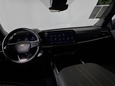 2025 Chevrolet Suburban - Photo 27