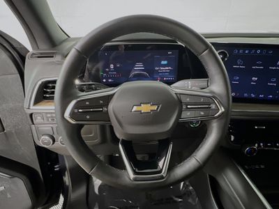 2025 Chevrolet Suburban - Photo 15