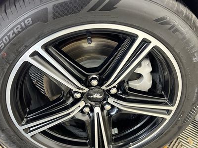 2024 Ford Mustang - Photo 11