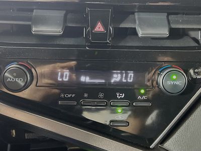2024 Toyota Camry - Photo 23
