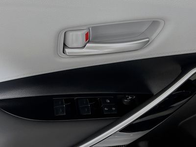 2023 Toyota Corolla Hatchback - Photo 14
