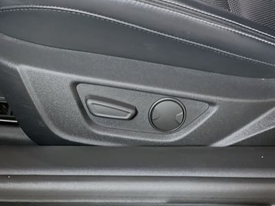2024 Ford Mustang - Photo 13