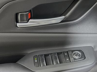2026 Toyota Prius Plug-In Hybrid - Photo 14