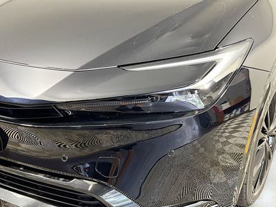 2026 Toyota Prius Plug-In Hybrid - Photo 9