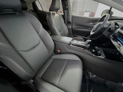 2026 Toyota Prius Plug-In Hybrid - Photo 28