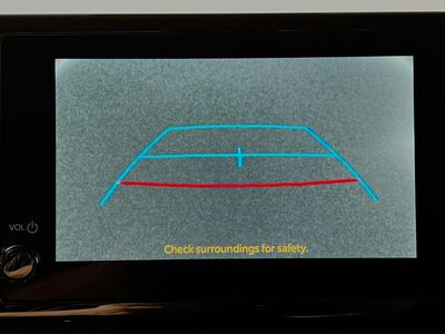 2025 Toyota Corolla - Photo 25