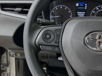 2025 Toyota Corolla - Photo 16