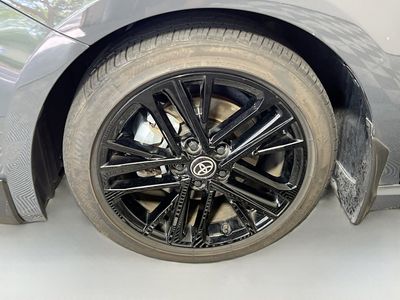 2025 Toyota Camry - Photo 11
